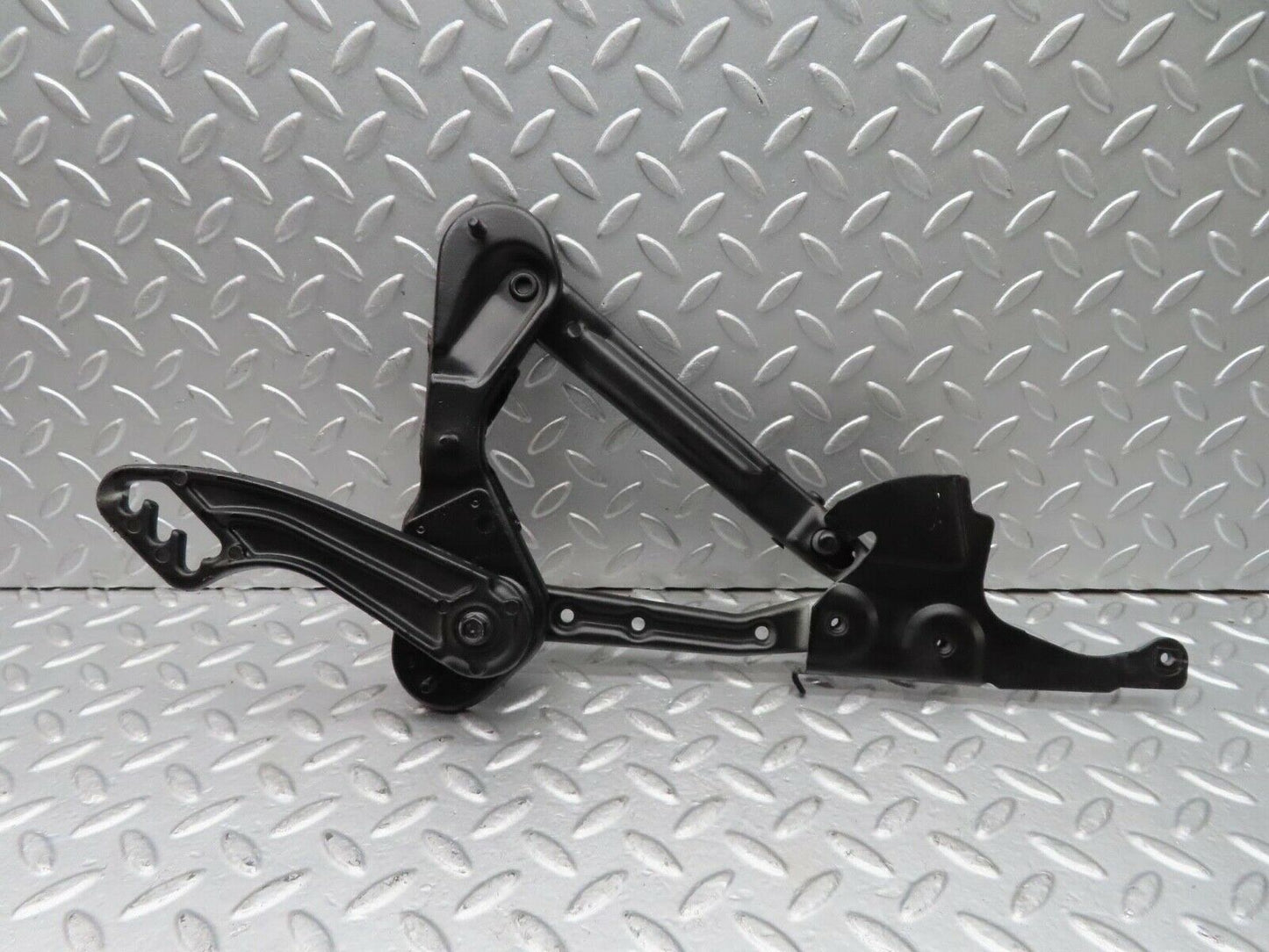 15114 Mercedes-Benz W140 S320 Bonnet Hinge Left Side 1298800128
