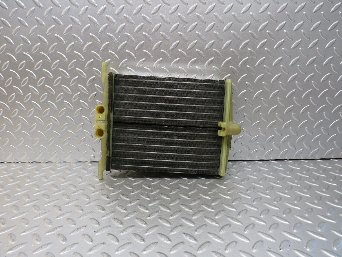 25012 Mercedes-Benz W140 S320 Heater Radiator Behr