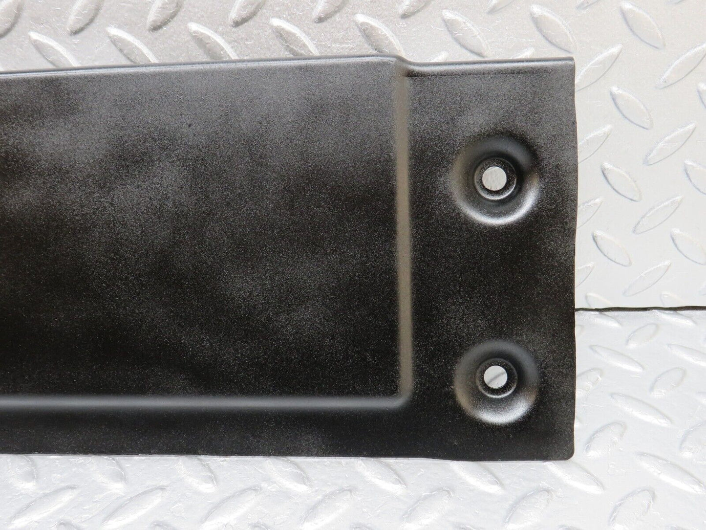 38012 Mercedes-Benz A124 320E Cabriolet Soft Top Hydraulic Pump Support Bracket