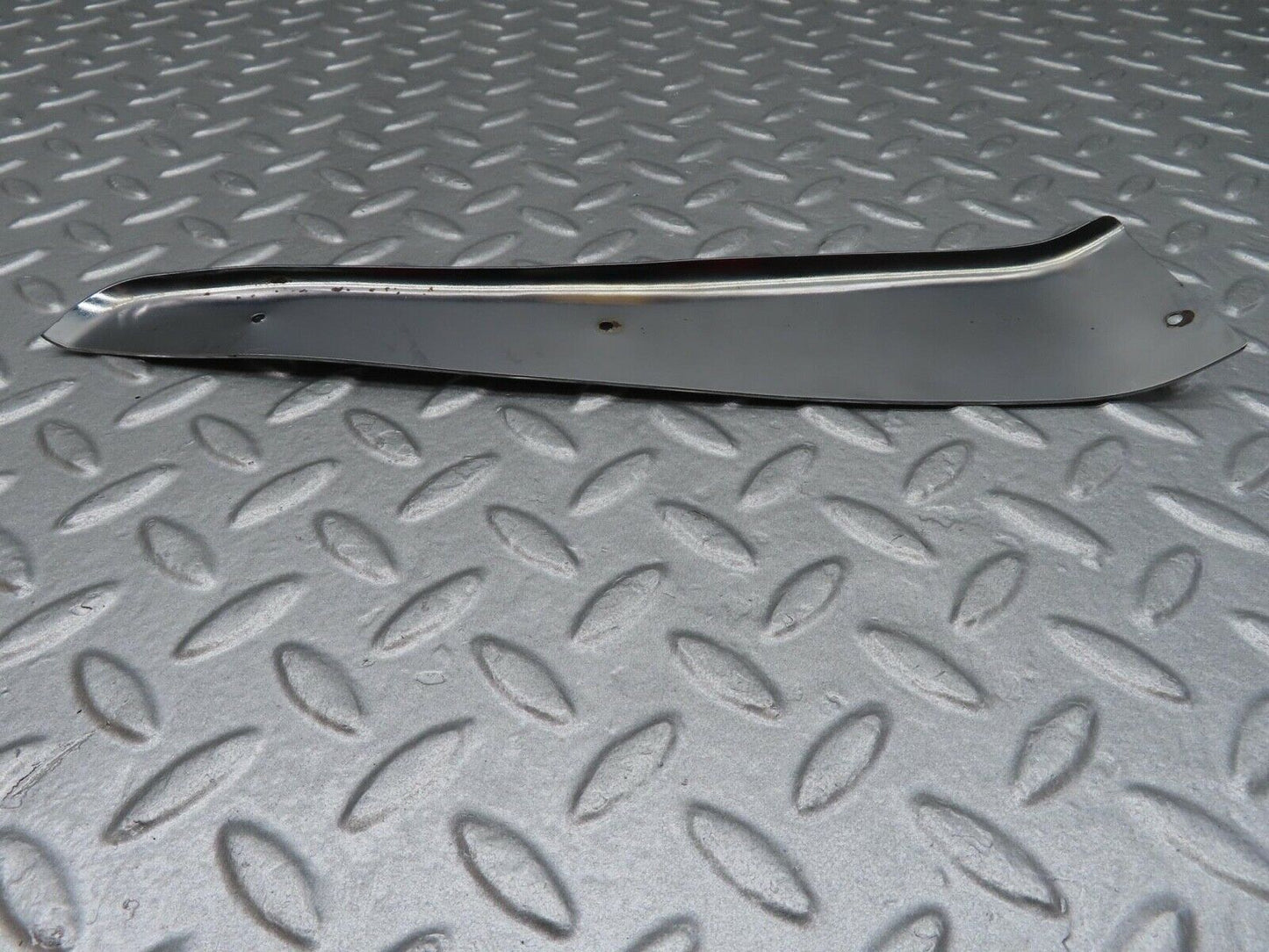 13982 Mercedes-Benz C107 280SLC Left Door Chrome Cover