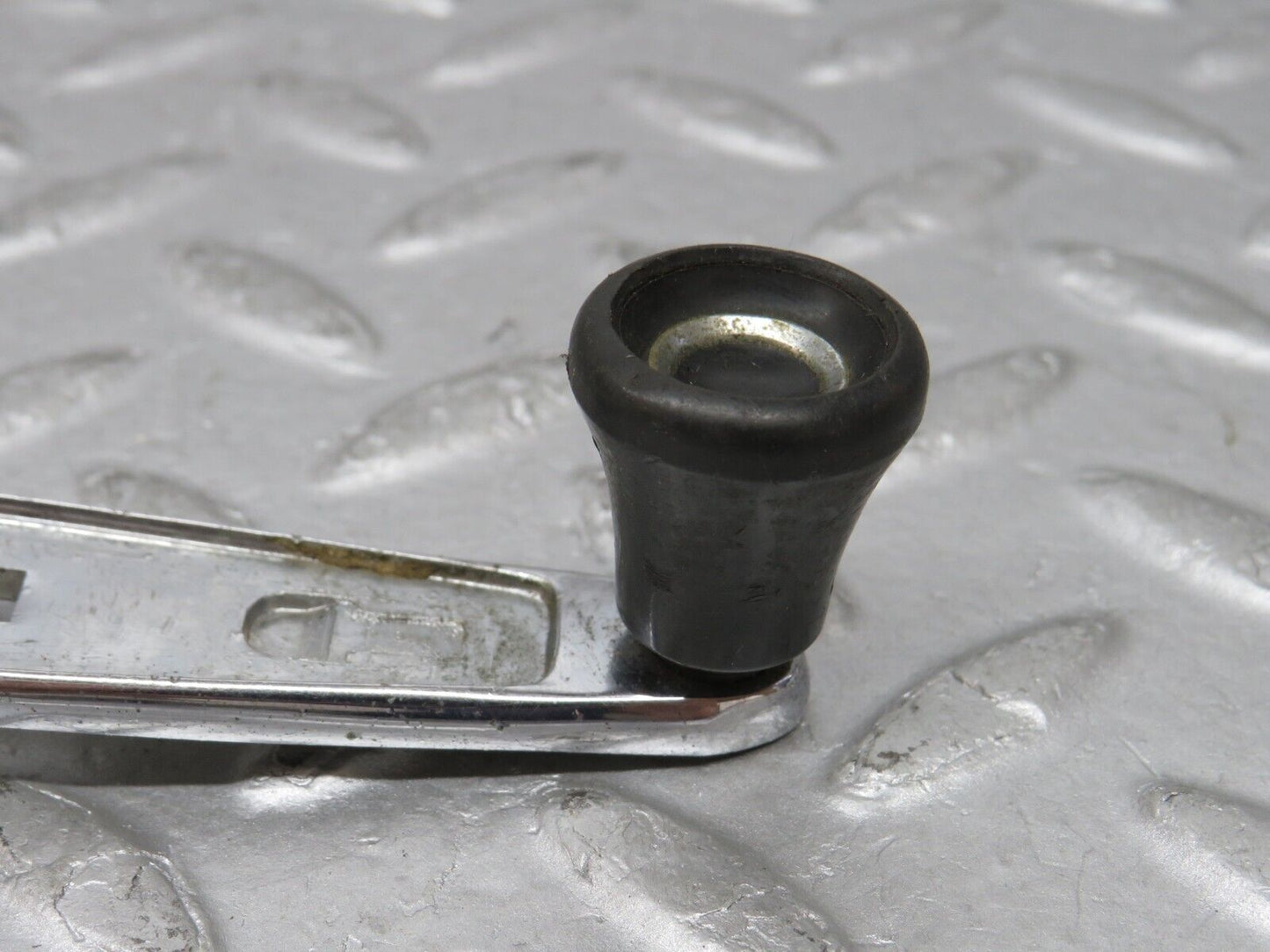 35730 Mercedes-Benz W108 Window Lifter Crank Handle