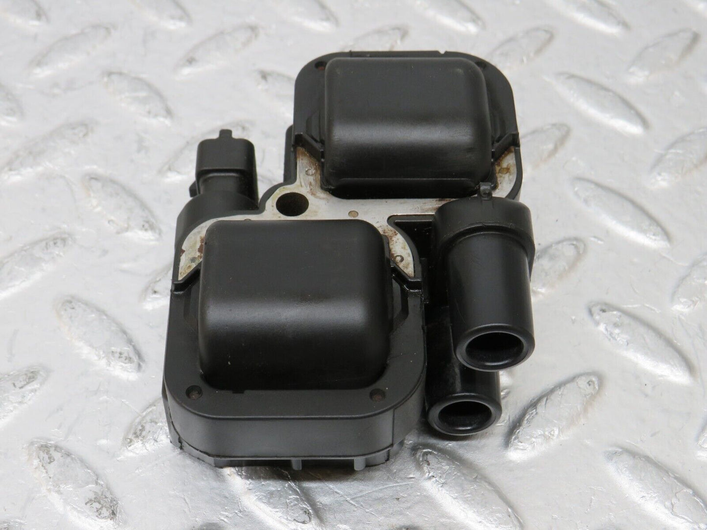 34902 Mercedes-Benz W210 320E Ignition Coil Bosch 0001587803 0221503035