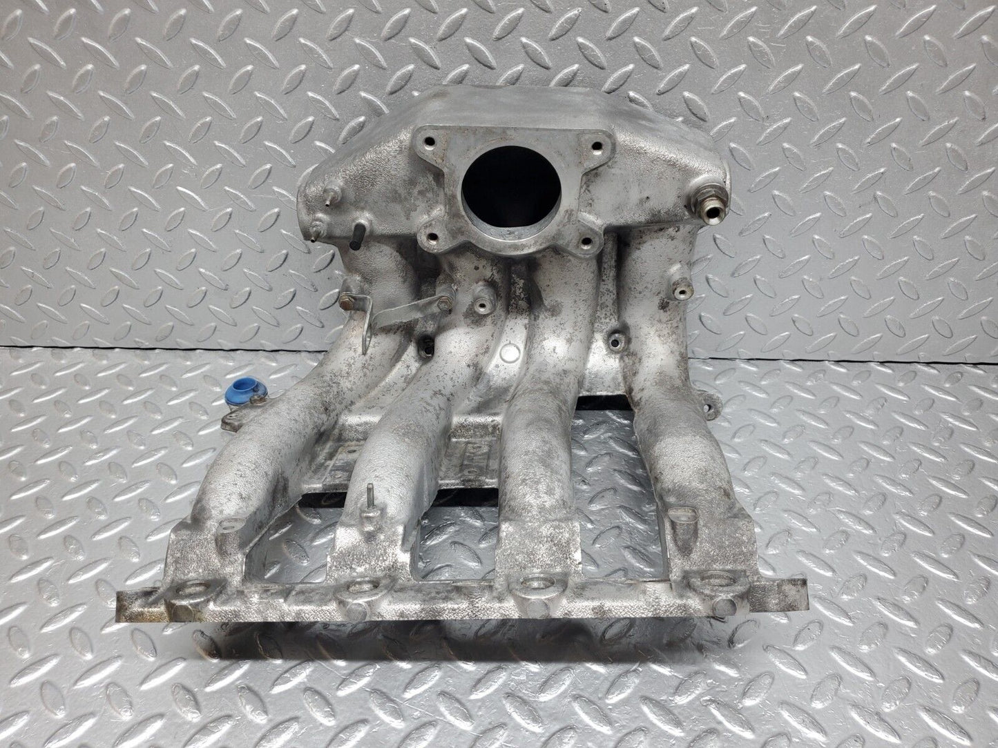 44869 Mercedes-Benz W124 220E Intake Manifold 1111411201