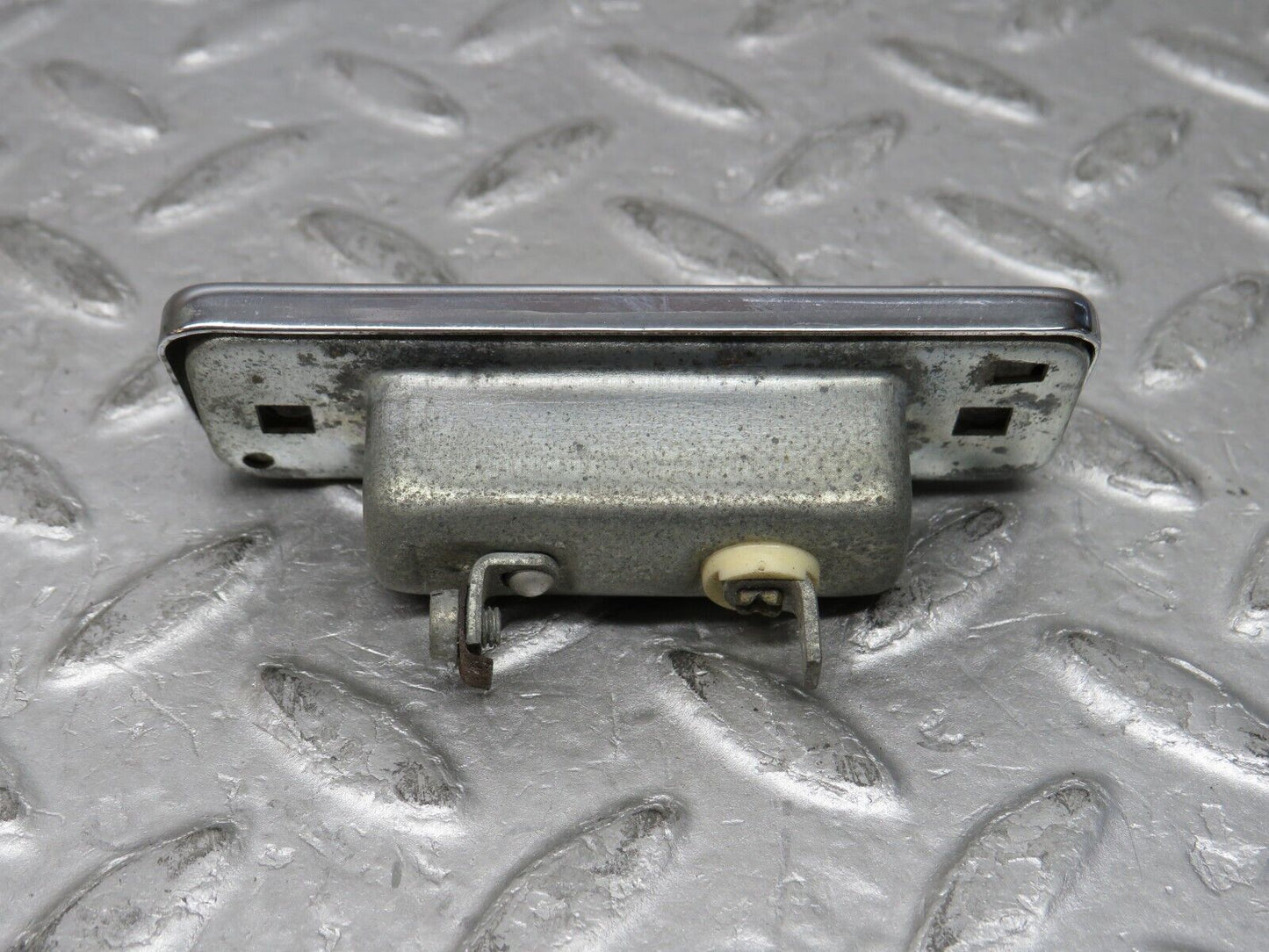 37342 Mercedes-Benz W109 300SEL number Plate Light Chrome Hella