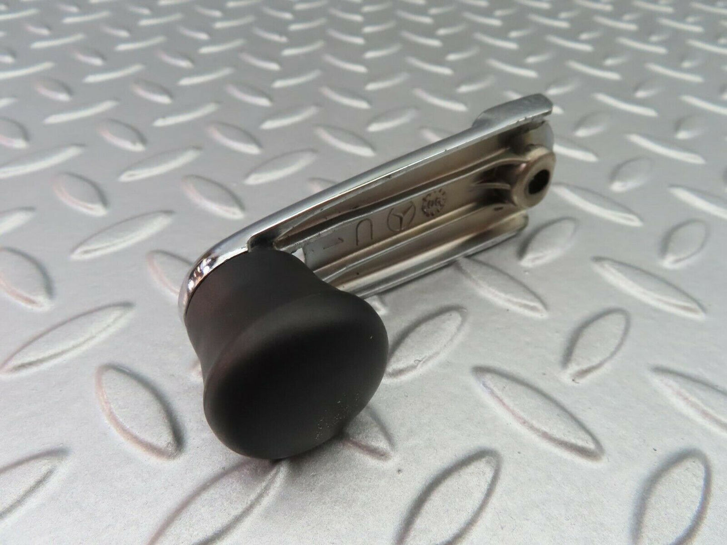 6966 Mercedes-Benz W201 Window Lifter Crank Handle