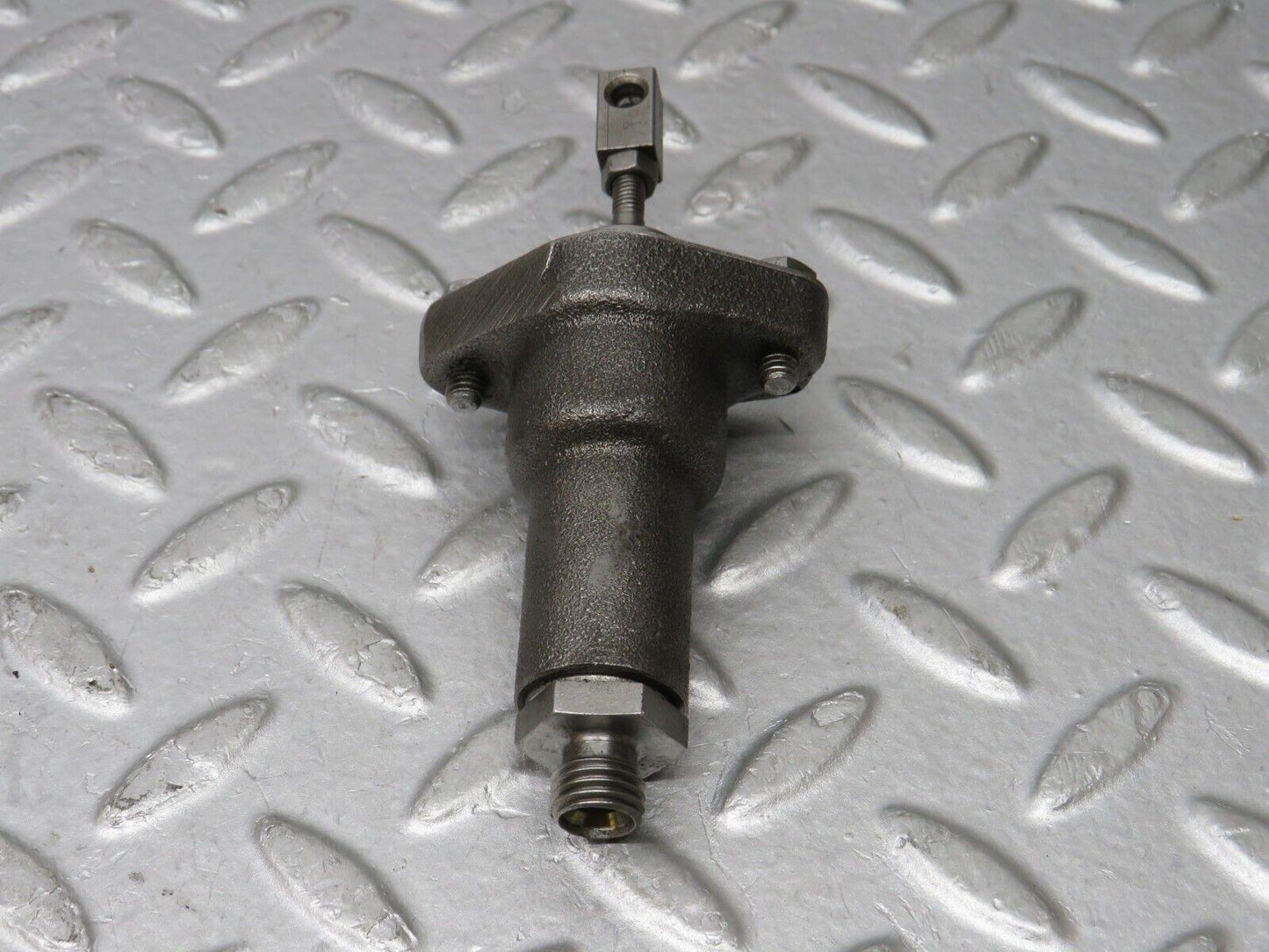 35906 Mercedes-Benz W108 Clutch Slave Cylinder