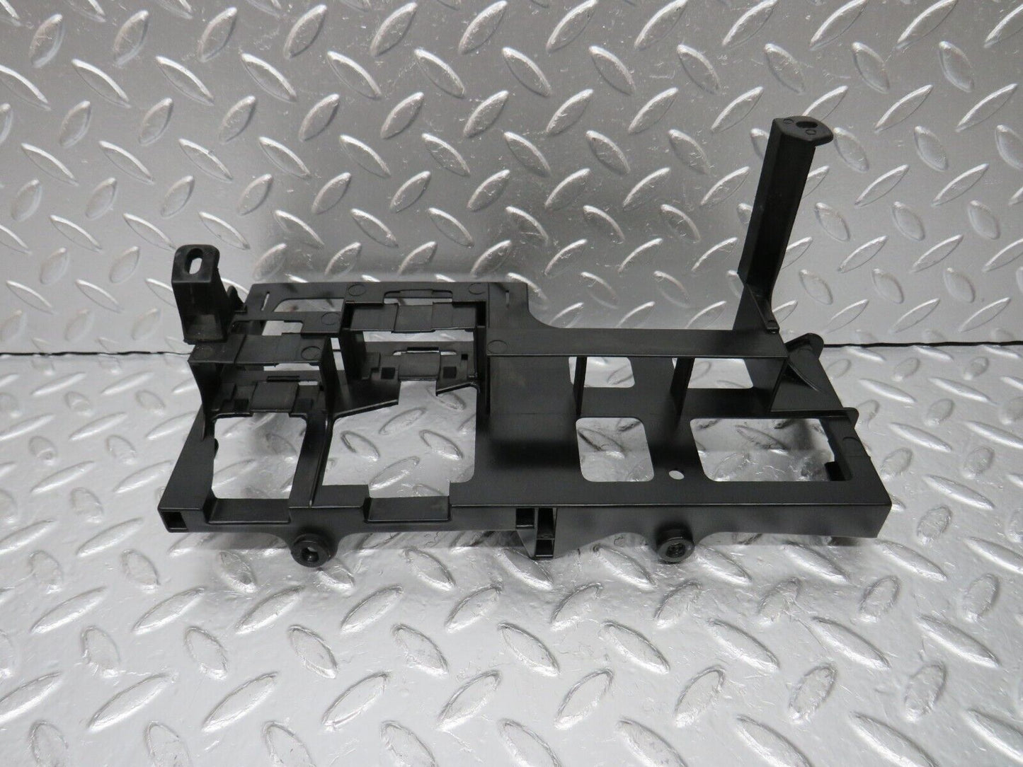 30408 Mercedes-Benz W124 230E Ecu And Relay Bracket 1245455240