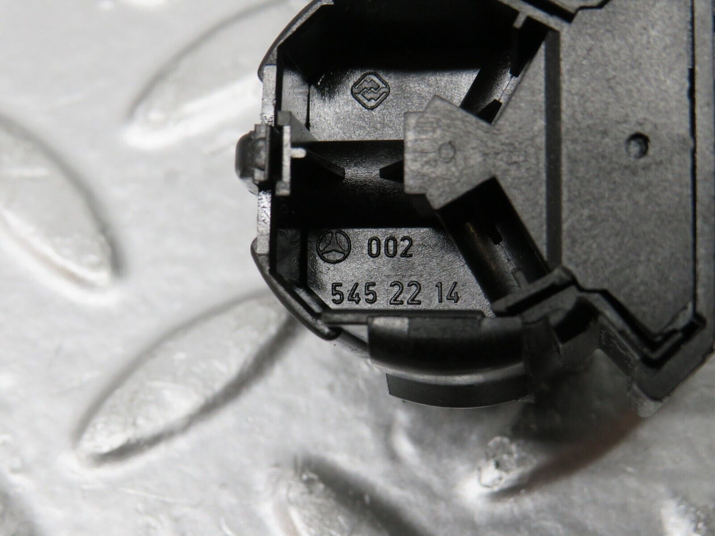 31612 Mercedes-Benz W201 190LE 1.8L Kick Down Switch 0025452214