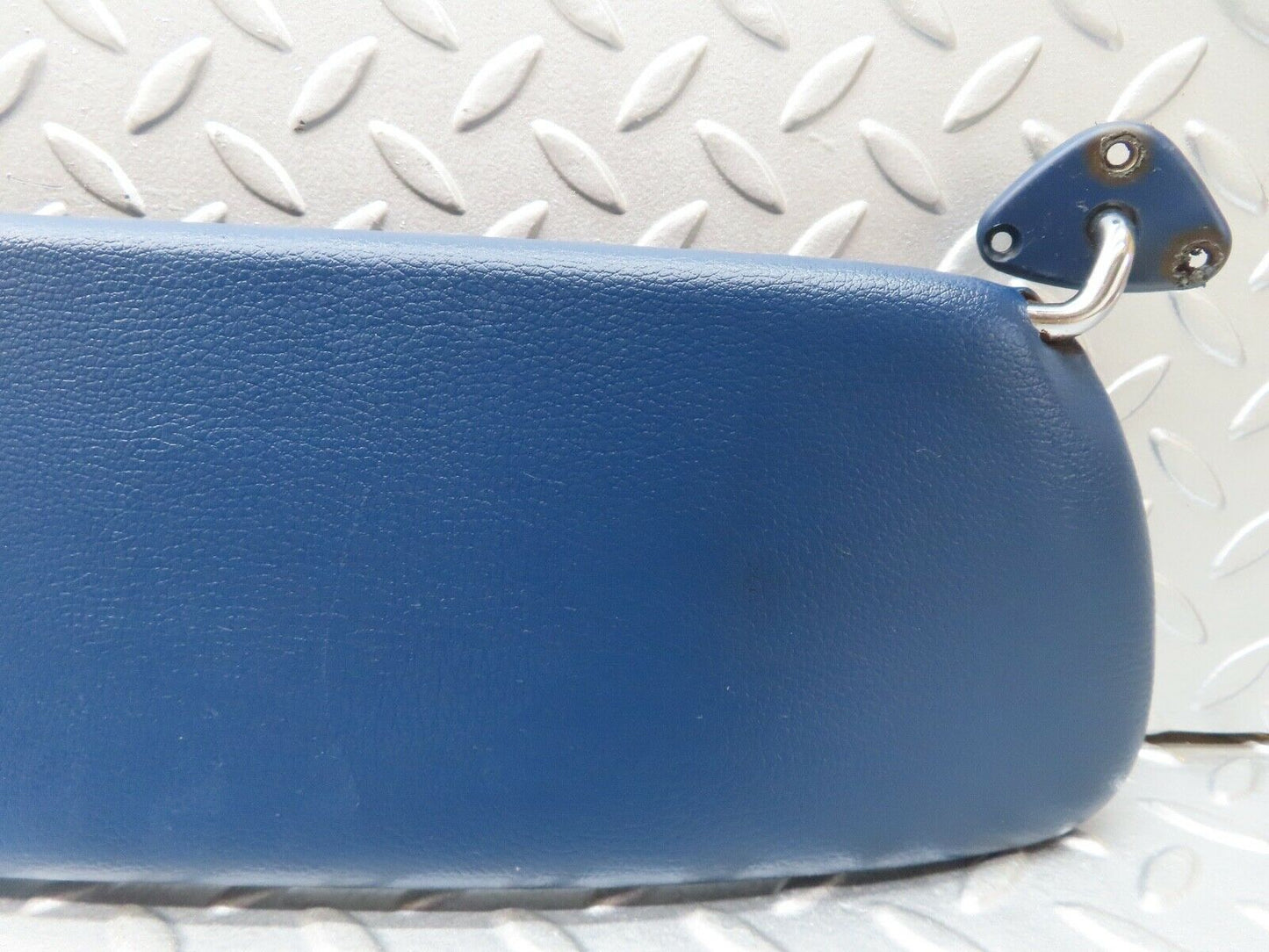 17530 Mercedes-Benz W116 450SEL Sun Visor Right Side Blue