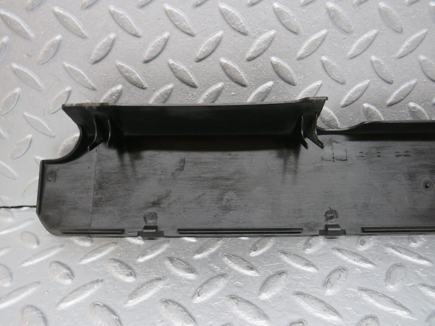 38096 Mercedes-Benz A124 320E Cabriolet Ignition Wire Cover 1041590325