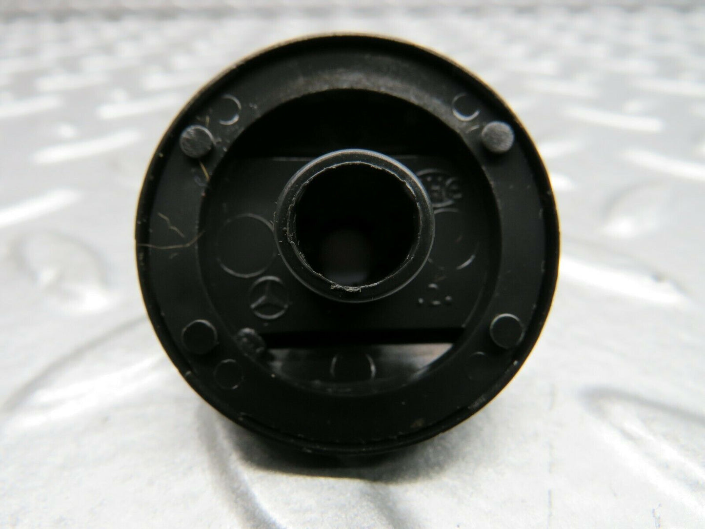 22076 Mercedes-Benz S123 280TE Heater Control Knob Set