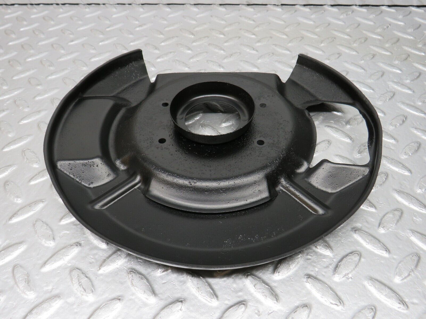 33018 Mercedes-Benz C107 R107 350 V8 Front Right Brake Disc Protection Plate