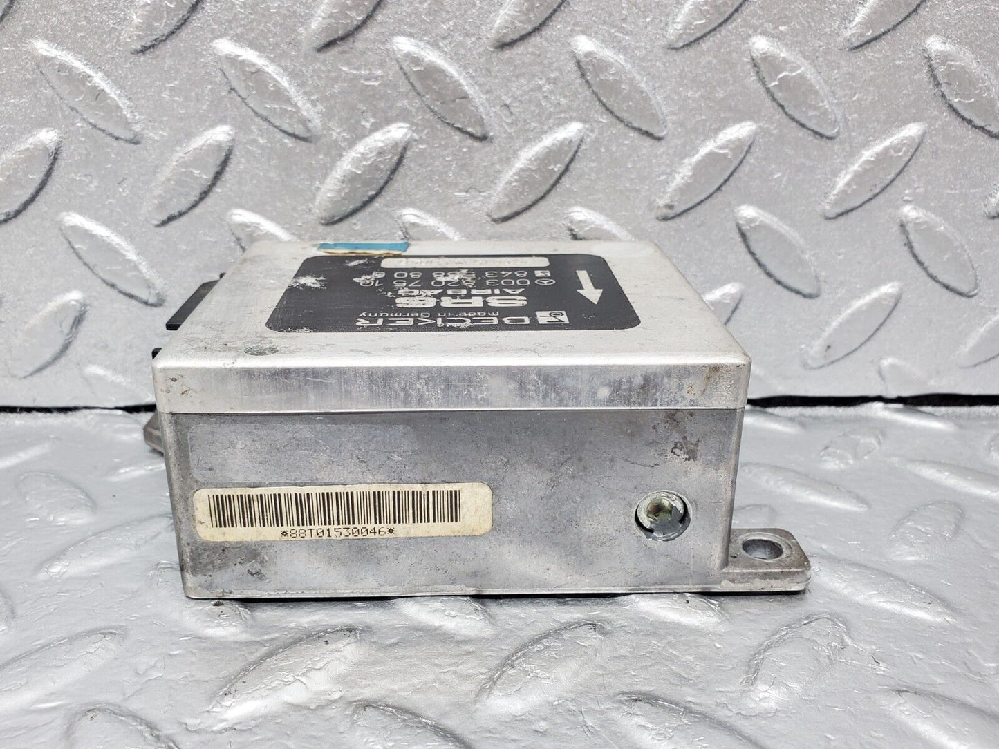 45648 Mercedes-Benz W126 420SE Crash Sensor Bosch 0038207510