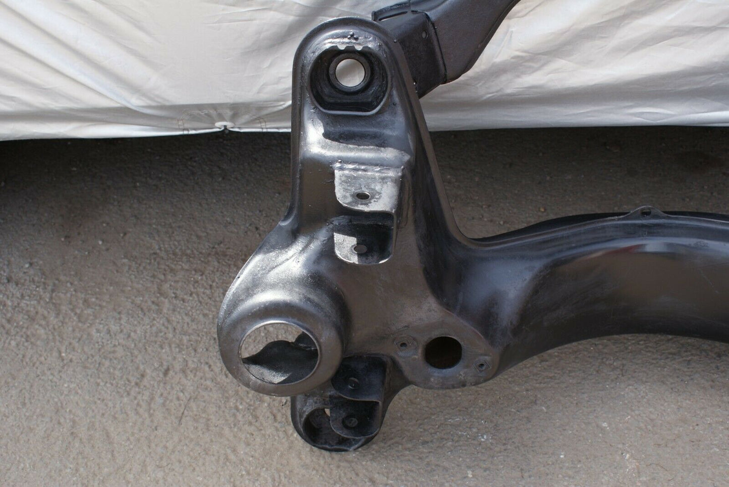 3173 Mercedes-Benz W115 220D Front Subframe Engine Carrier Cradle