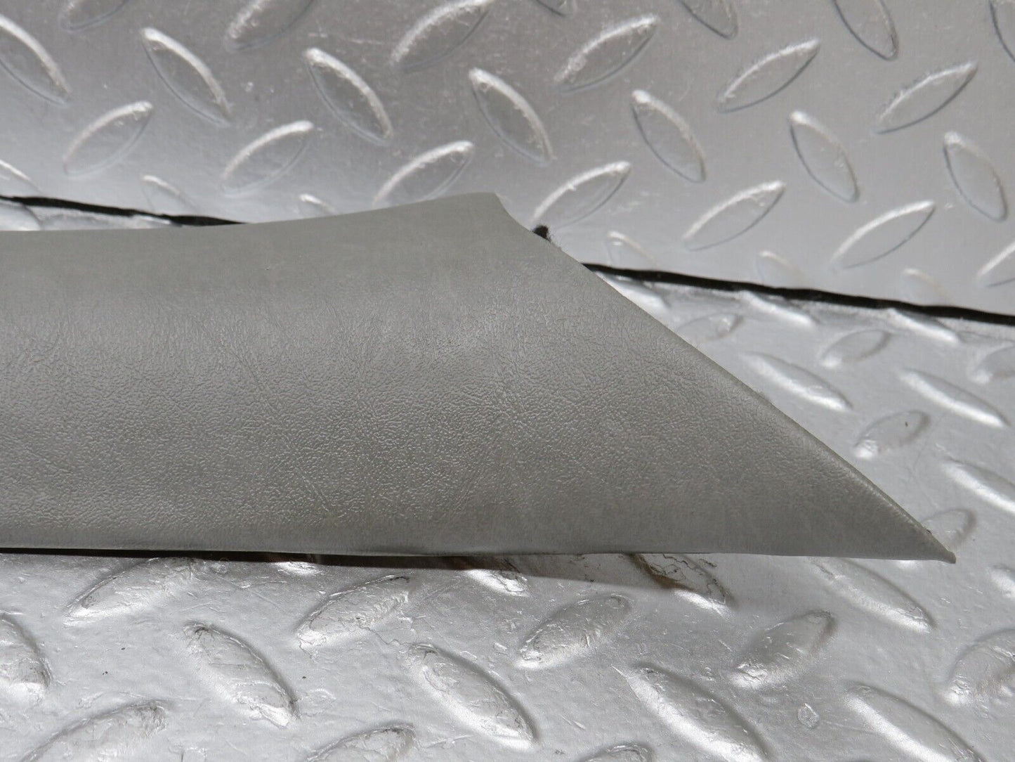 36059 Mercedes-Benz W126 420SE A Pillar Interior Cover Right Side Grey