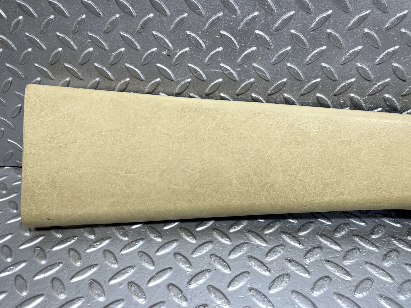 44251 Mercedes-Benz W123 280E B Pillar Cover Right Beige