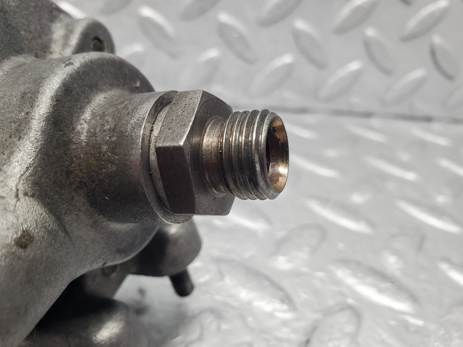 W112 fuel backflow damper regulator used OEM