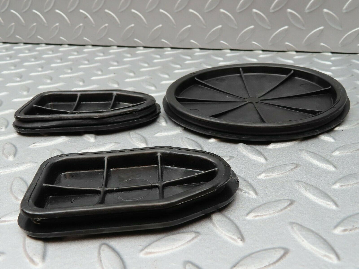 4318 Mercedes-Benz W123 230E Rear Access Cover Set 1166900027