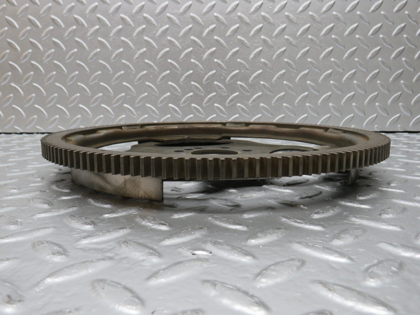 32619 Mercedes-Benz S124 300TE Flywheel Starter Ring 1030300212 1020320606