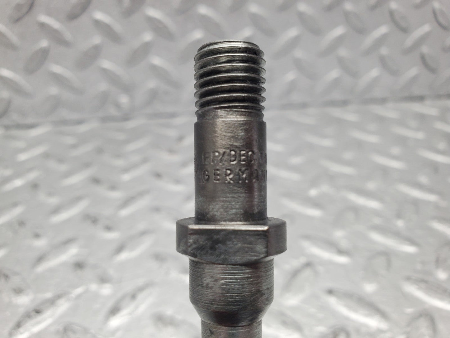 W112 fuel injector used OEM
