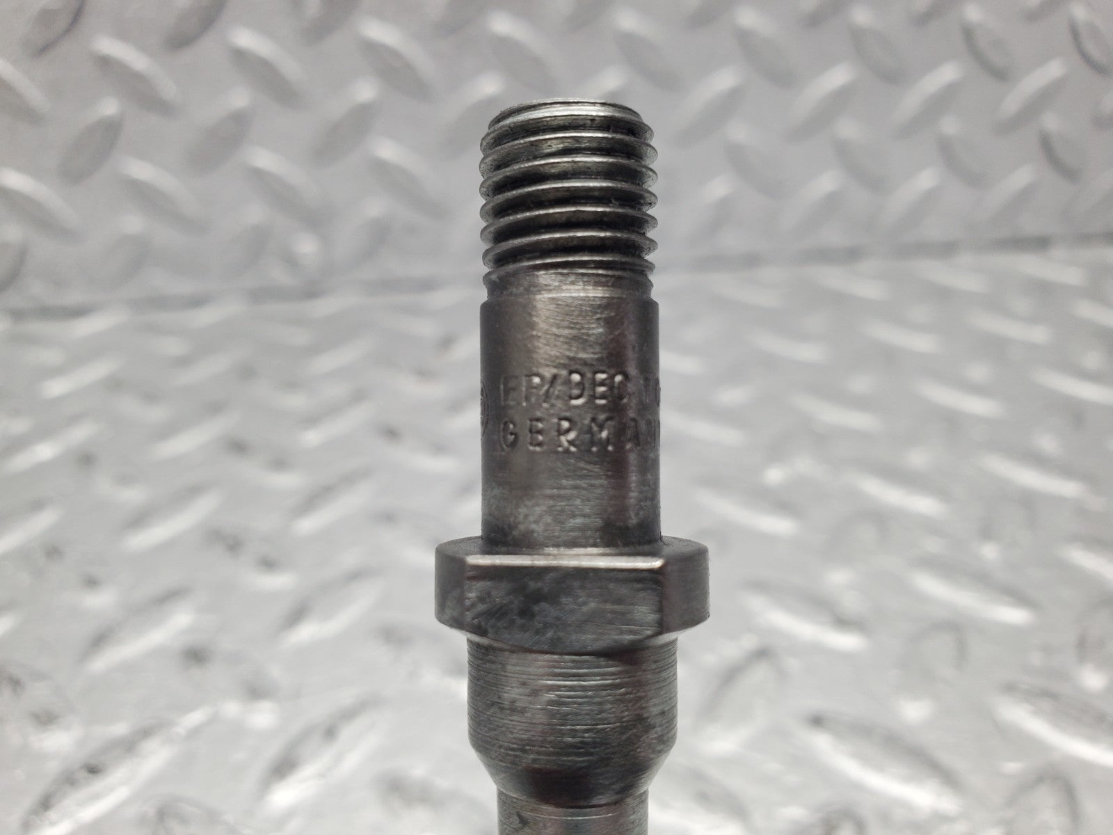 W112 fuel injector used OEM