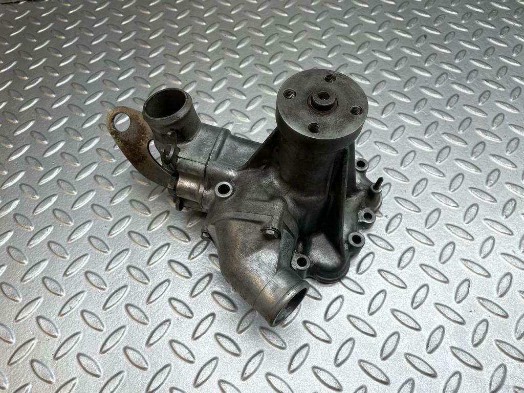 0021 Mercedes-Benz W116 350SE Water Pump With Thermostat Housing 1162030374 1172010201