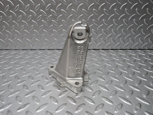 30731 Mercedes-Benz W201 190E 2.0L Engine Mount Bracket Right Side 1022234204