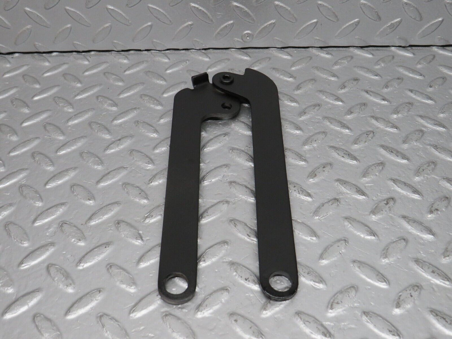 39260 Mercedes-Benz R107 500SL Bonnet Hinge Right Side