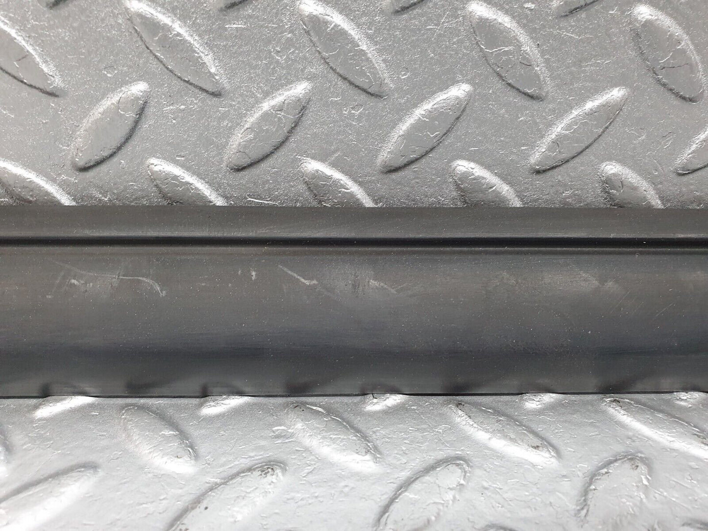 41686 Mercedes-Benz W124 200E Rear Left Door Lower Moulding Trim