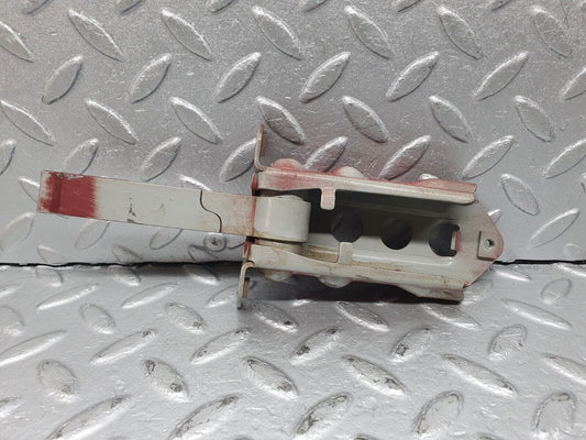 41077 Mercedes-Benz W126 300SE Door Safety Check Strap Rear