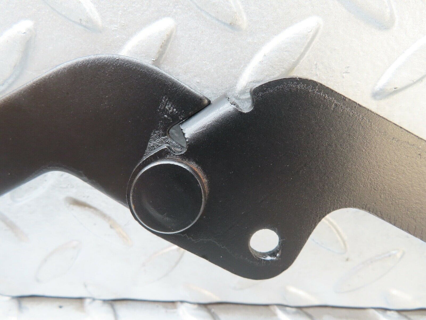 17598 Mercedes-Benz W116 450SEL Bonnet Hinge Right Side