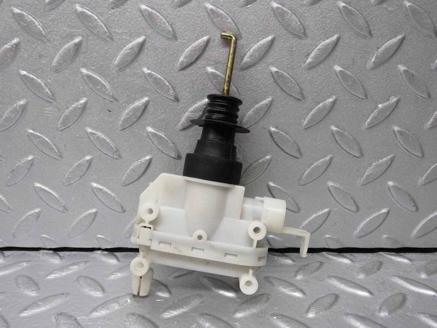 38350 Mercedes-Benz R129 280SL Coupe Door Lock Vacuum Actuator