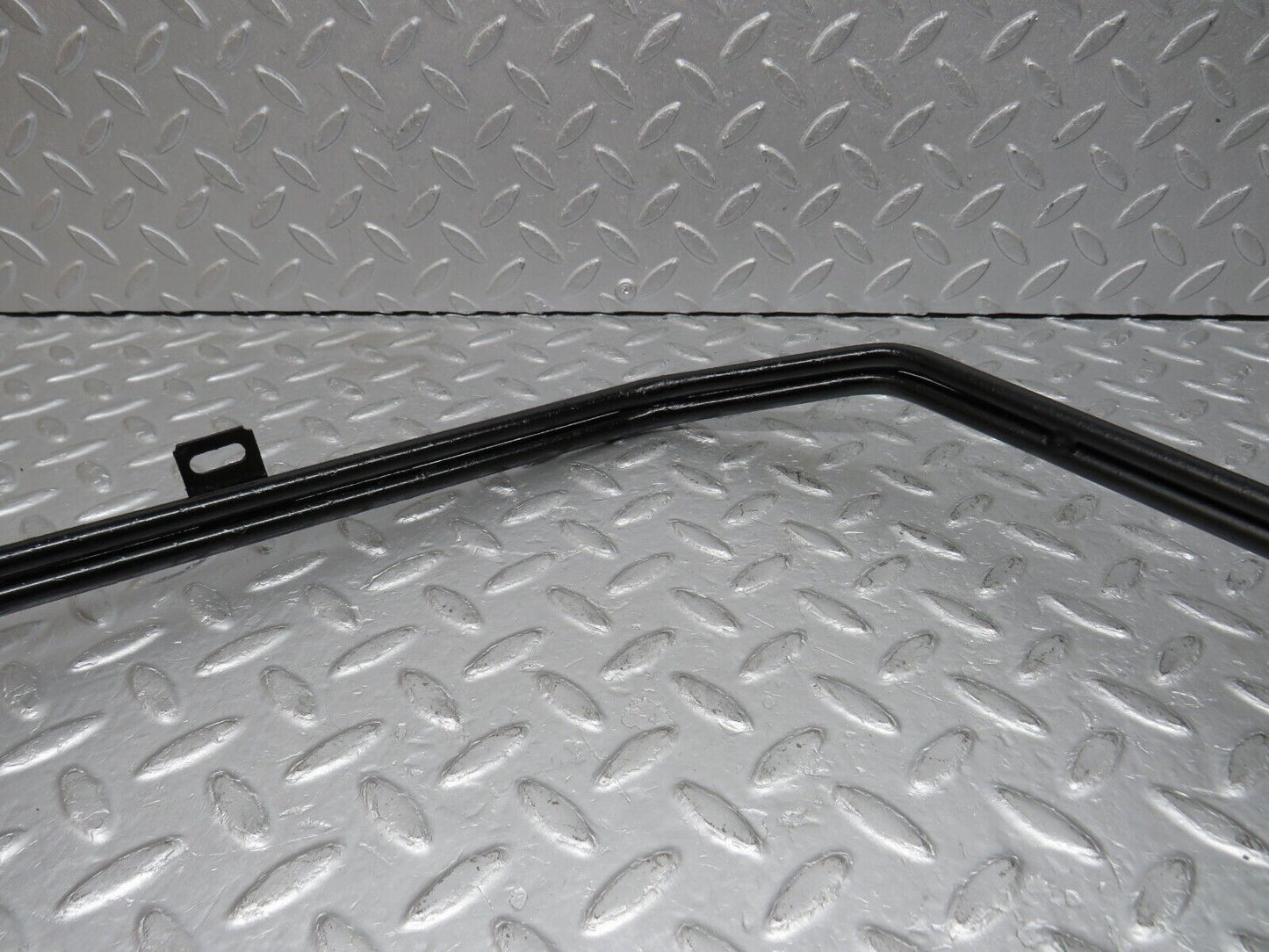38168 Mercedes-Benz A124 320E Cabriolet Oil Cooler Pipe