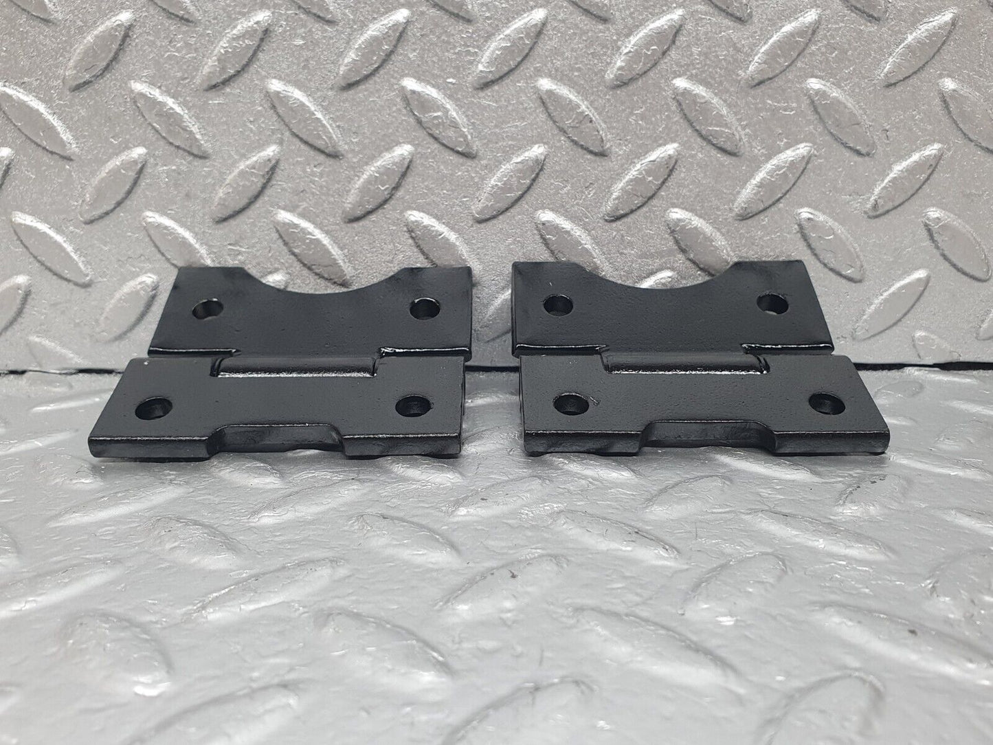 43932 Mercedes-Benz C123 230CE Coupe Door Hinge Pair Right Side 1237200037