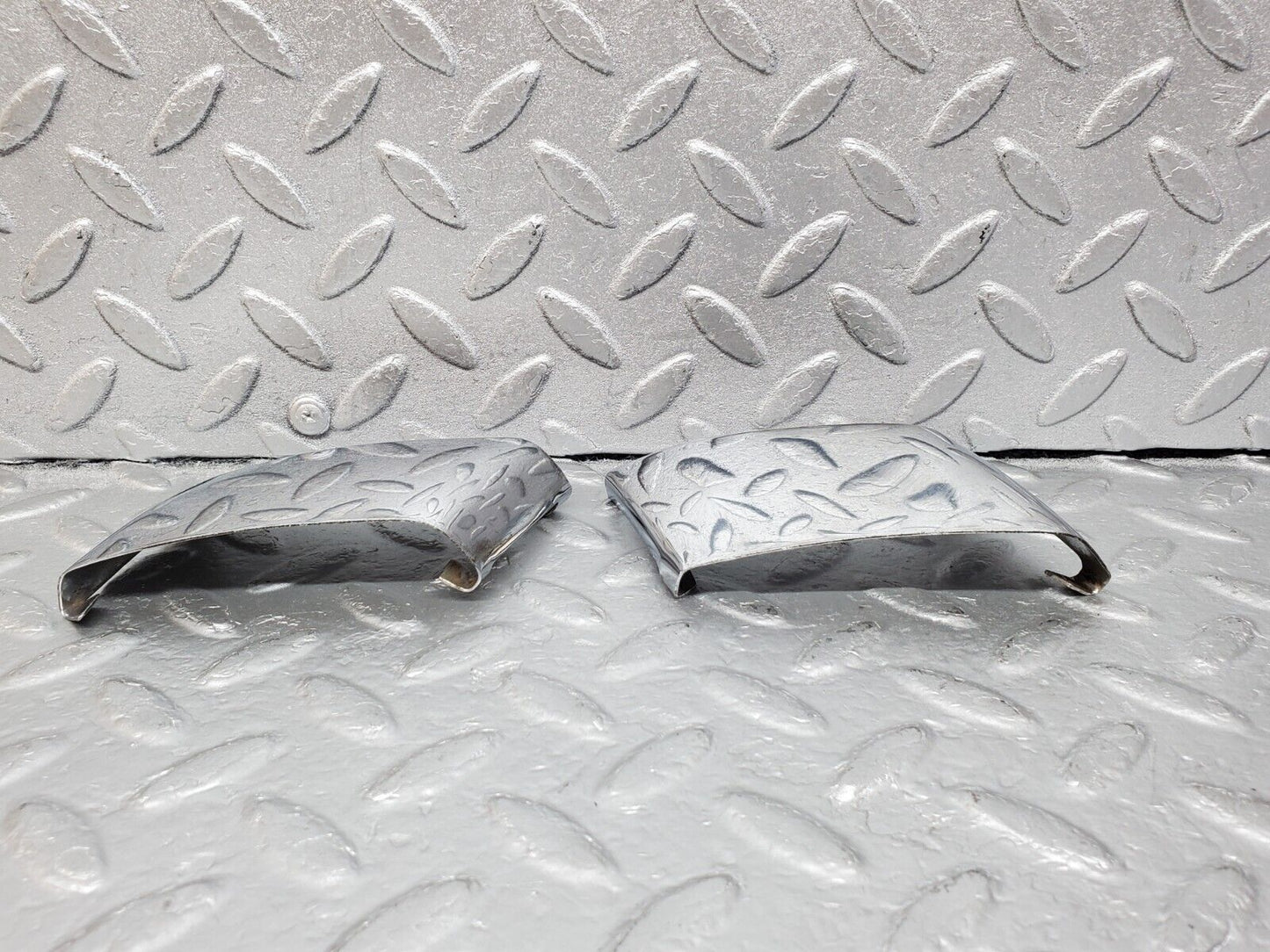 45968 Mercedes-Benz W126 420SE Front Bumper Cover Chrome Pair