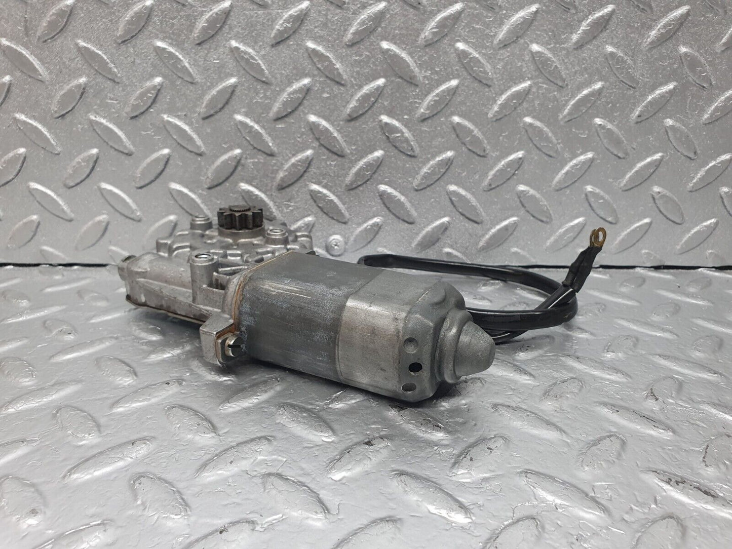 43651 Mercedes-Benz C126 380SEC Coupe Left Door Power Window Regulator Motor Bosch