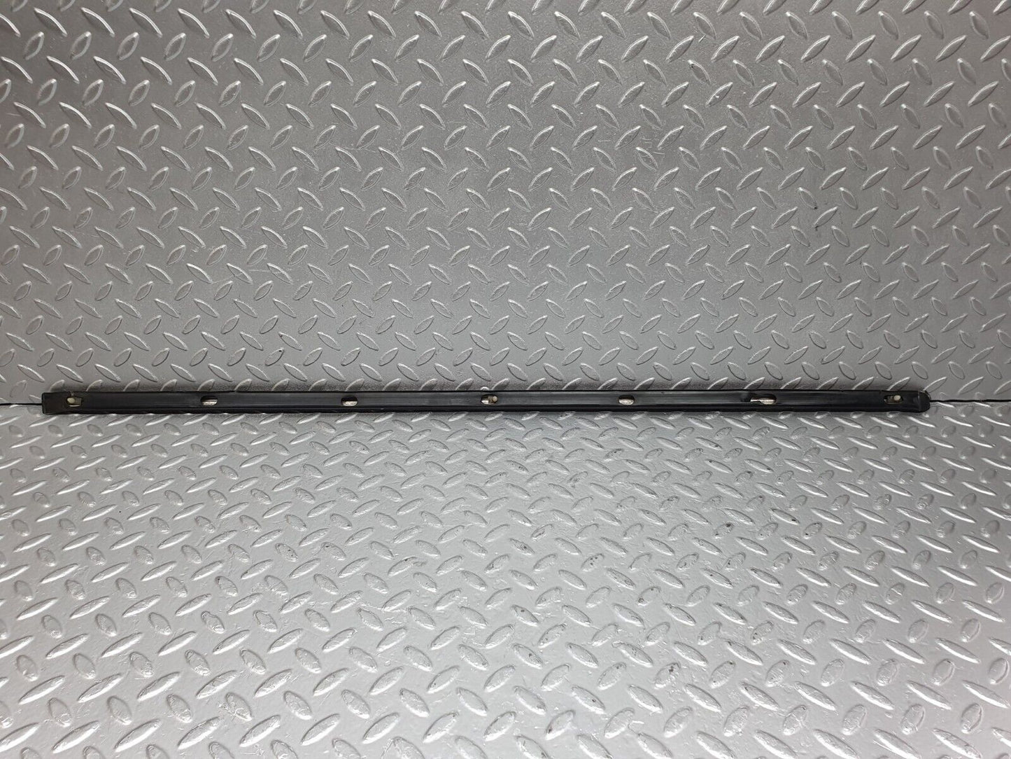 43455 Mercedes-Benz W108 280SE Front Right Door Centre Moulding Trim
