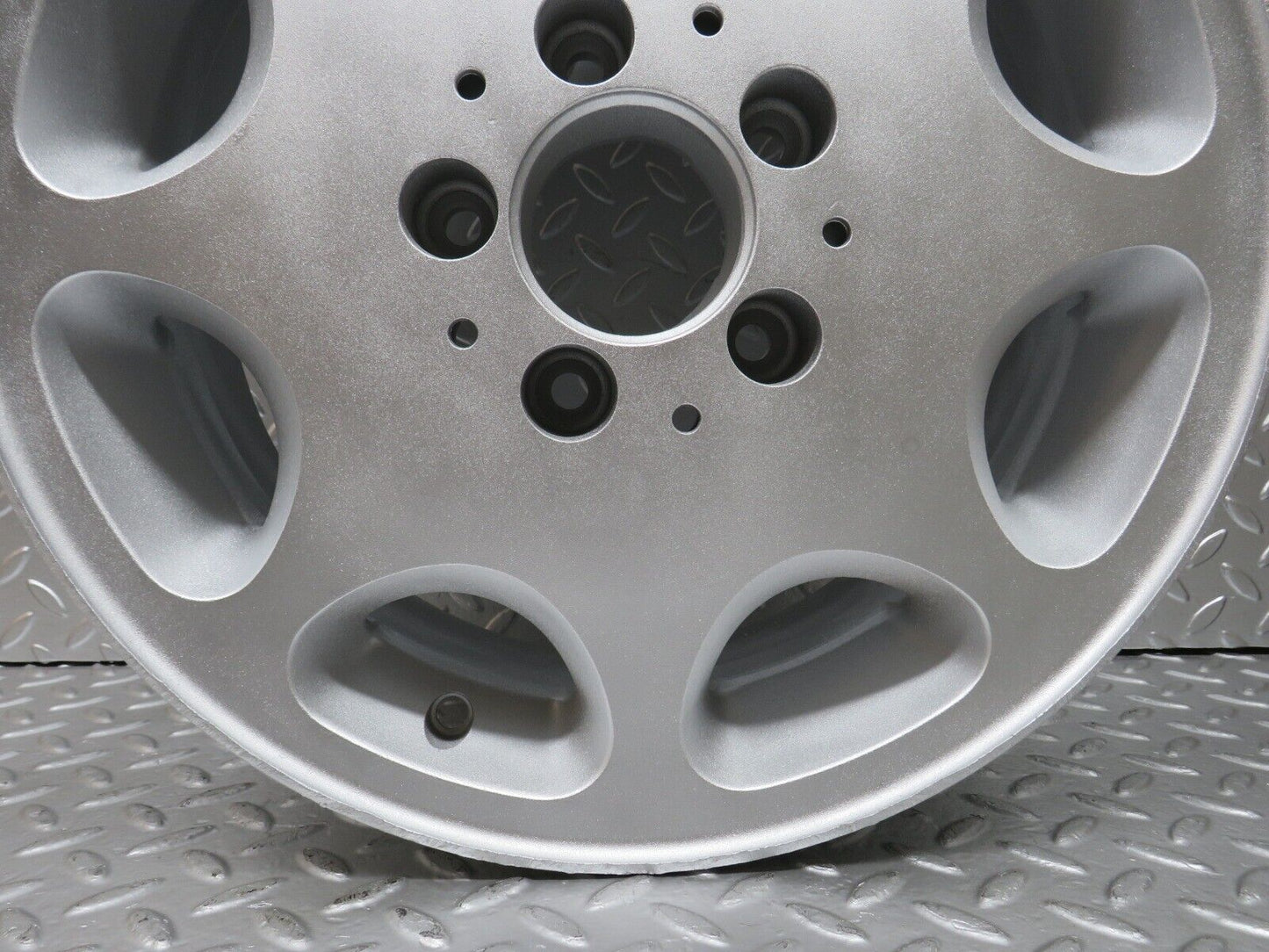 24463 Mercedes-Benz Alloy Wheel 6.5Jx15H2 ET44 Set