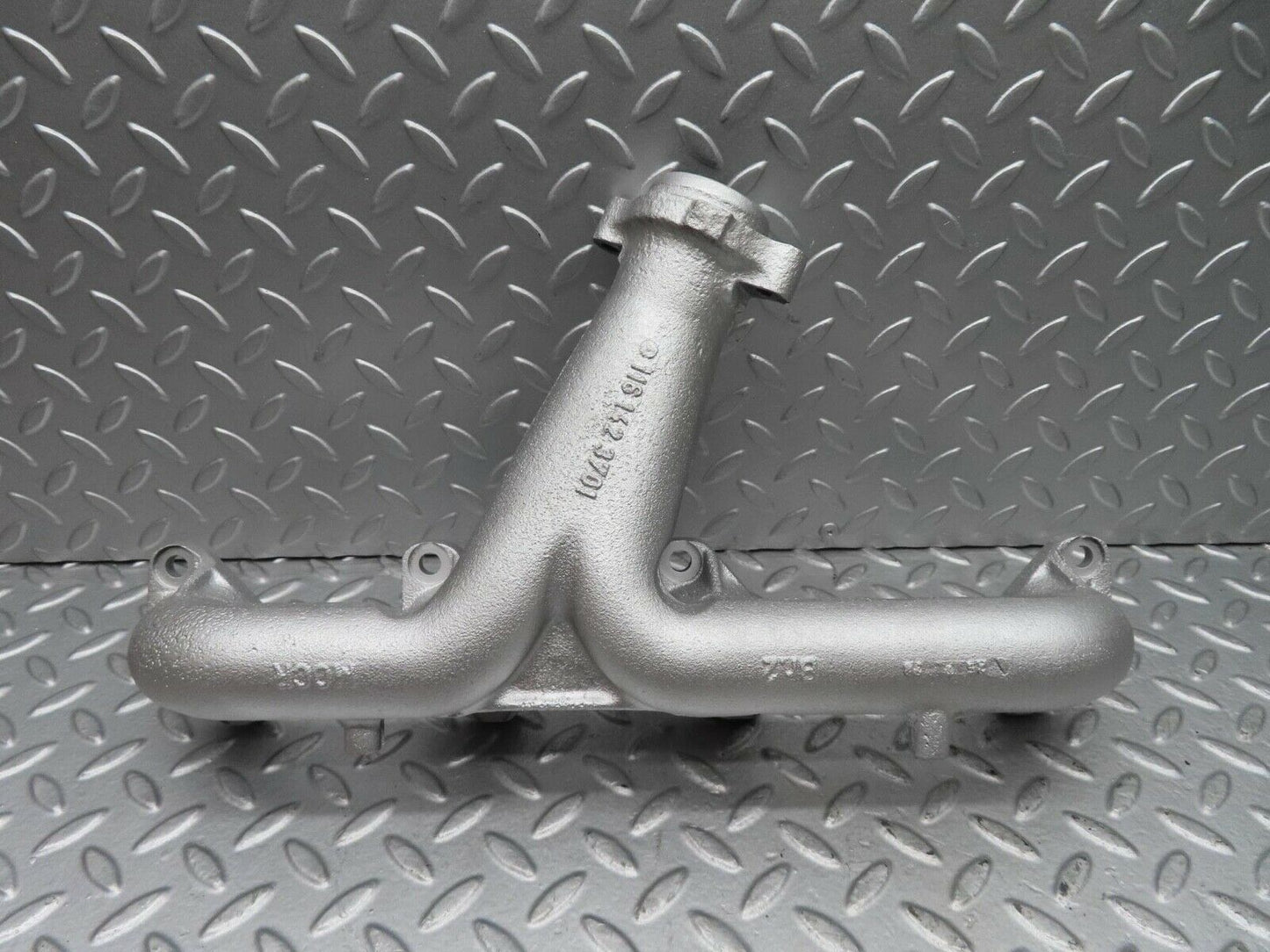 14423 Mercedes-Benz W116 350SE Exhaust Manifold Right 1161423701