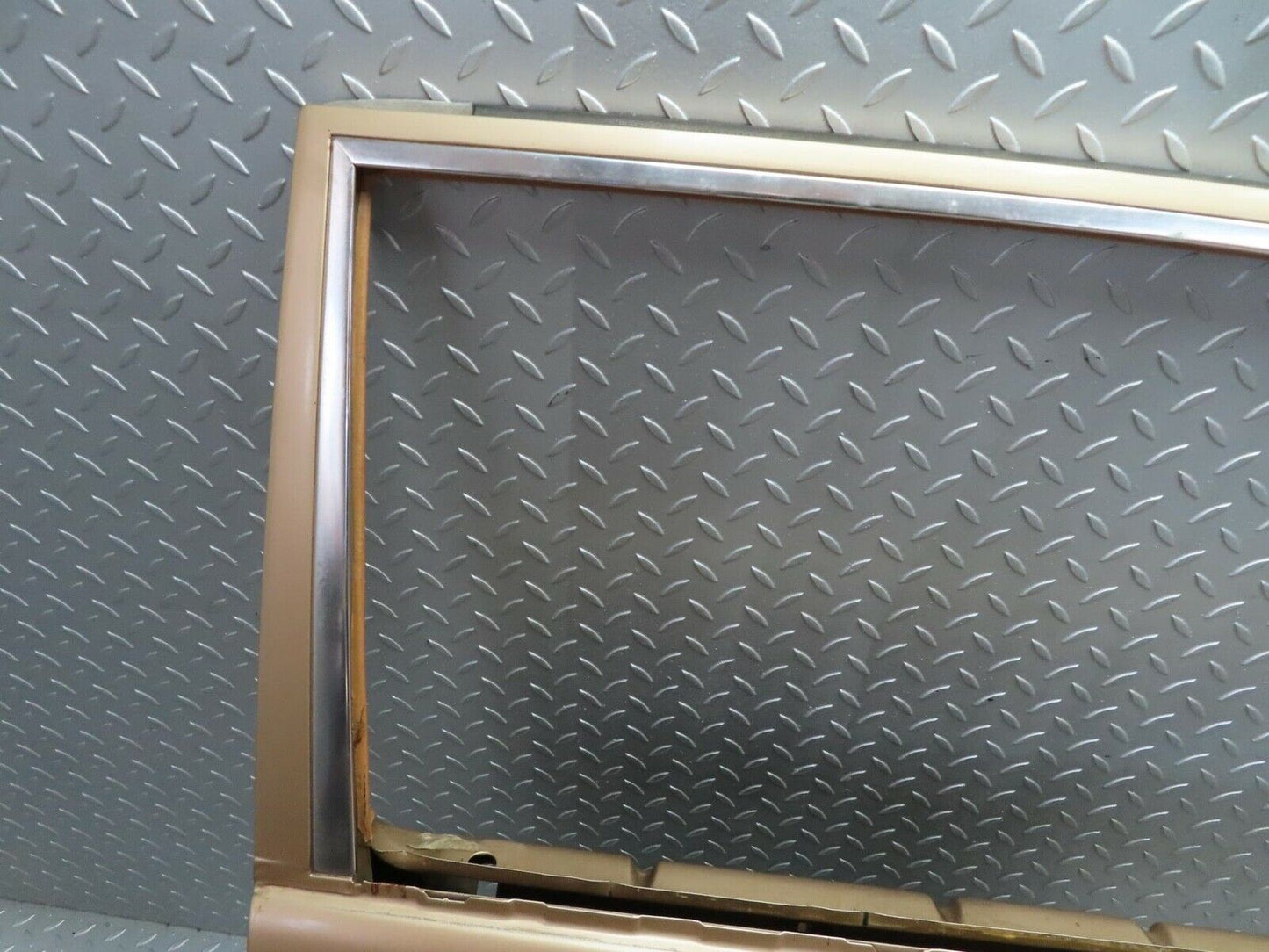 15814 Mercedes-Benz W123 280E Rear Left Door