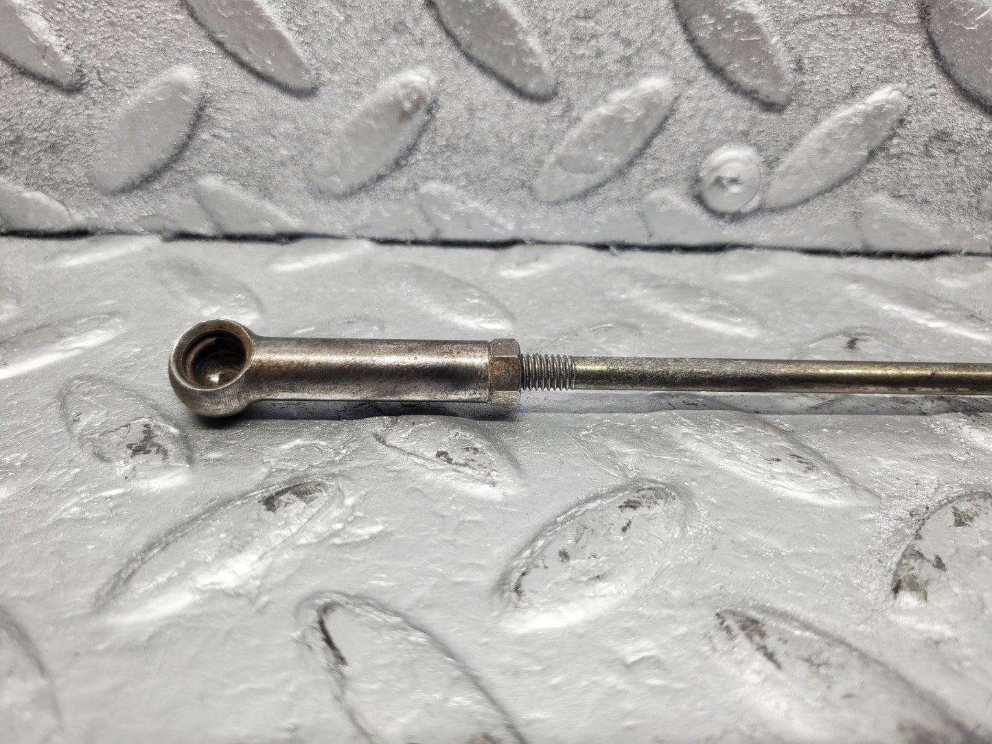 W126 Coupe cruise control actuator linkage rod used OEM
