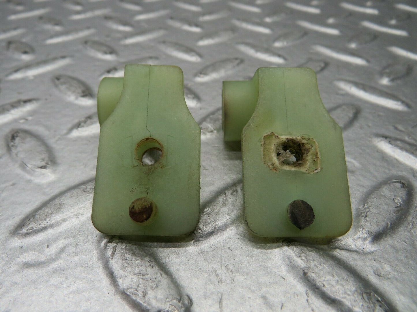 22218 Mercedes-Benz S123 280TE Wagon Accelerator Pedal Linkage