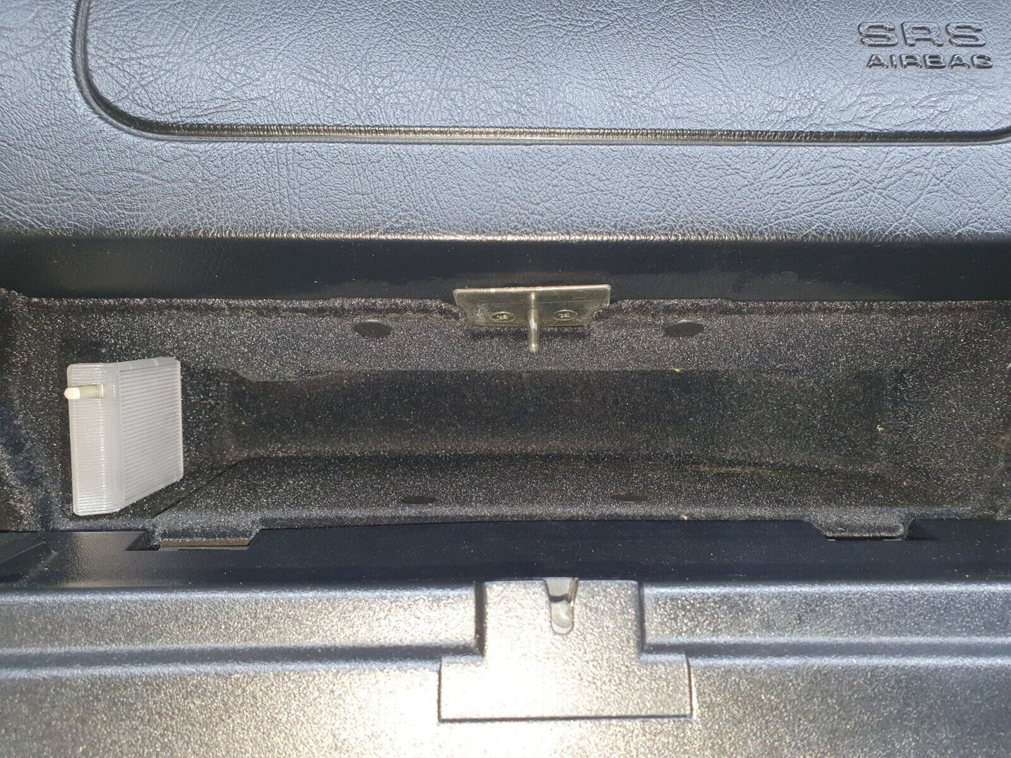 41837 Mercedes-Benz W202 C200 Dashboard Black