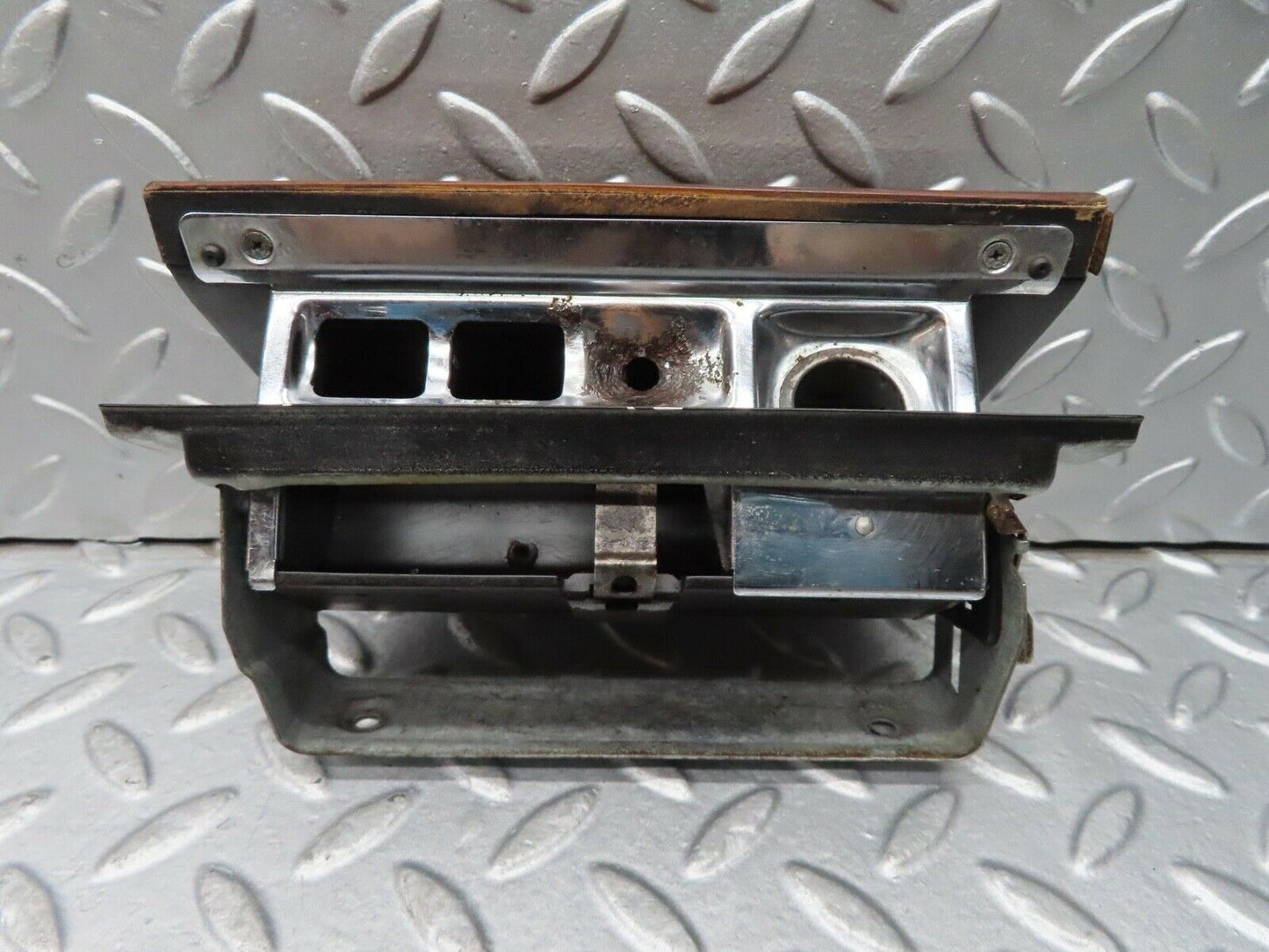16880 Mercedes-Benz C123 280CE Coupe Centre Console Ashtray Wood Finish