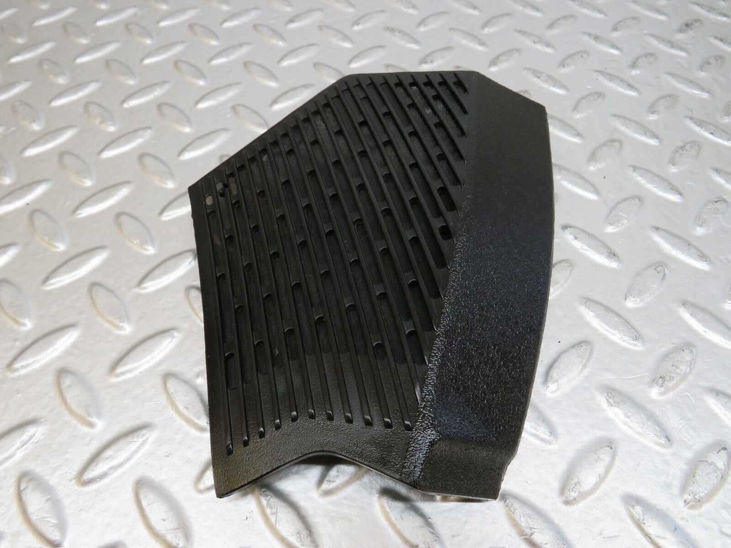 25408 Mercedes-Benz W123 200 Front Right Speaker Cover 1236802807