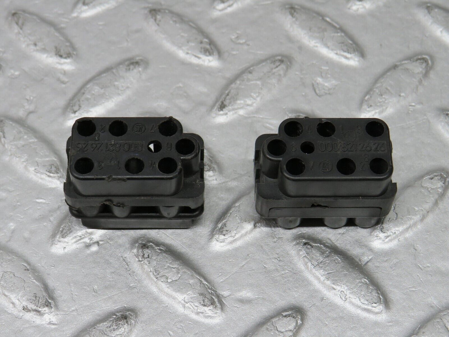 36720 Mercedes-Benz W201 190E 2.0L Wire Connector 2x 0008212626