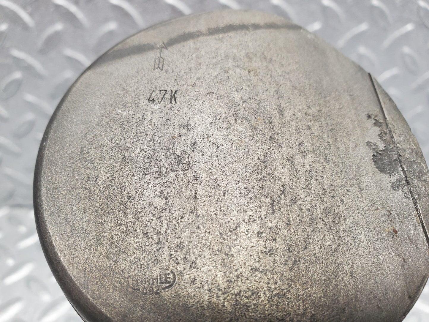 W112 piston with connecting rod used OEM