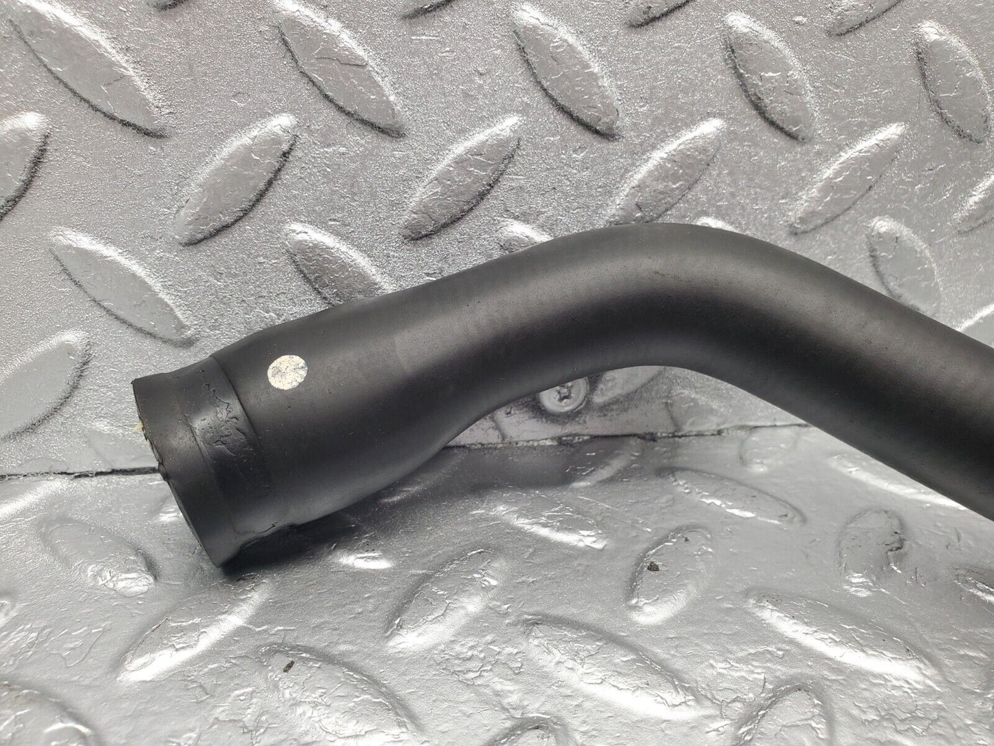 46907 Mercedes-Benz R129 320SL Coupe Radiator Lower Hose Pipe 1295012582