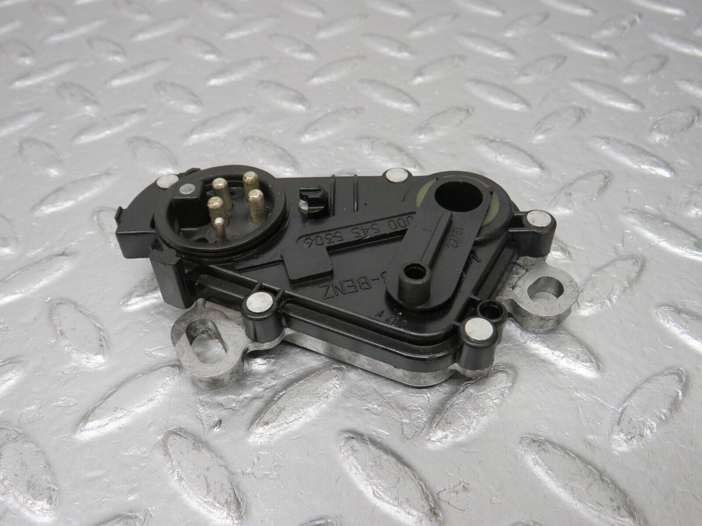 33133 Mercedes-Benz W126 380 V8 M116 Reverse Light Switch 0005455306
