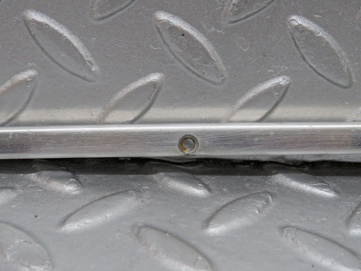 36216 Mercedes-Benz W126 420SE Sunroof Chrome Trim
